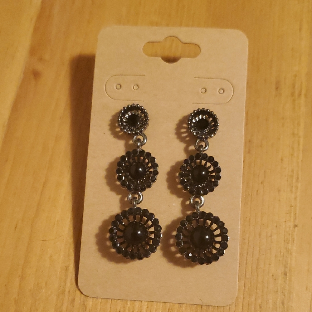 Black Dangle Earrings